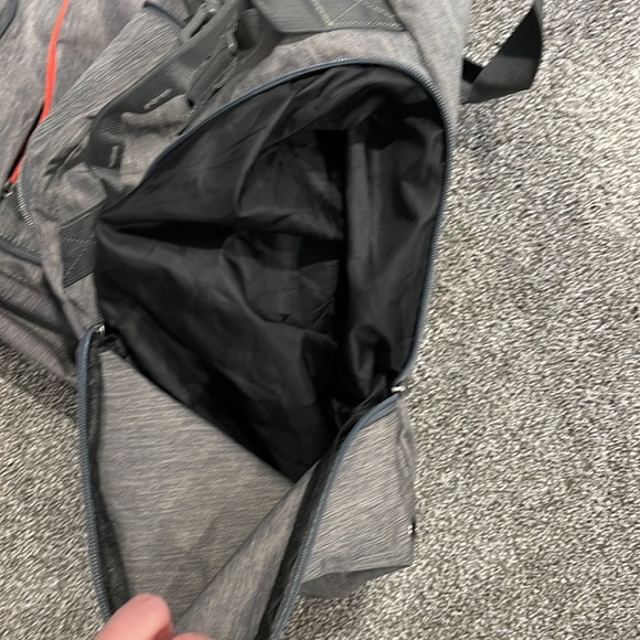 Lightweight Large Duffle - Picture 2 of 5